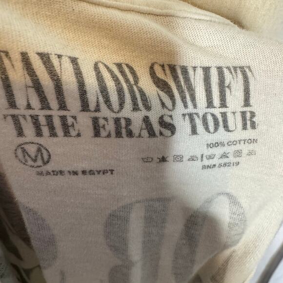 Taylor Swift The Eras Tour 2023 Concert T-Shirt Medium Graphic Band Tee - Picture 5 of 6
